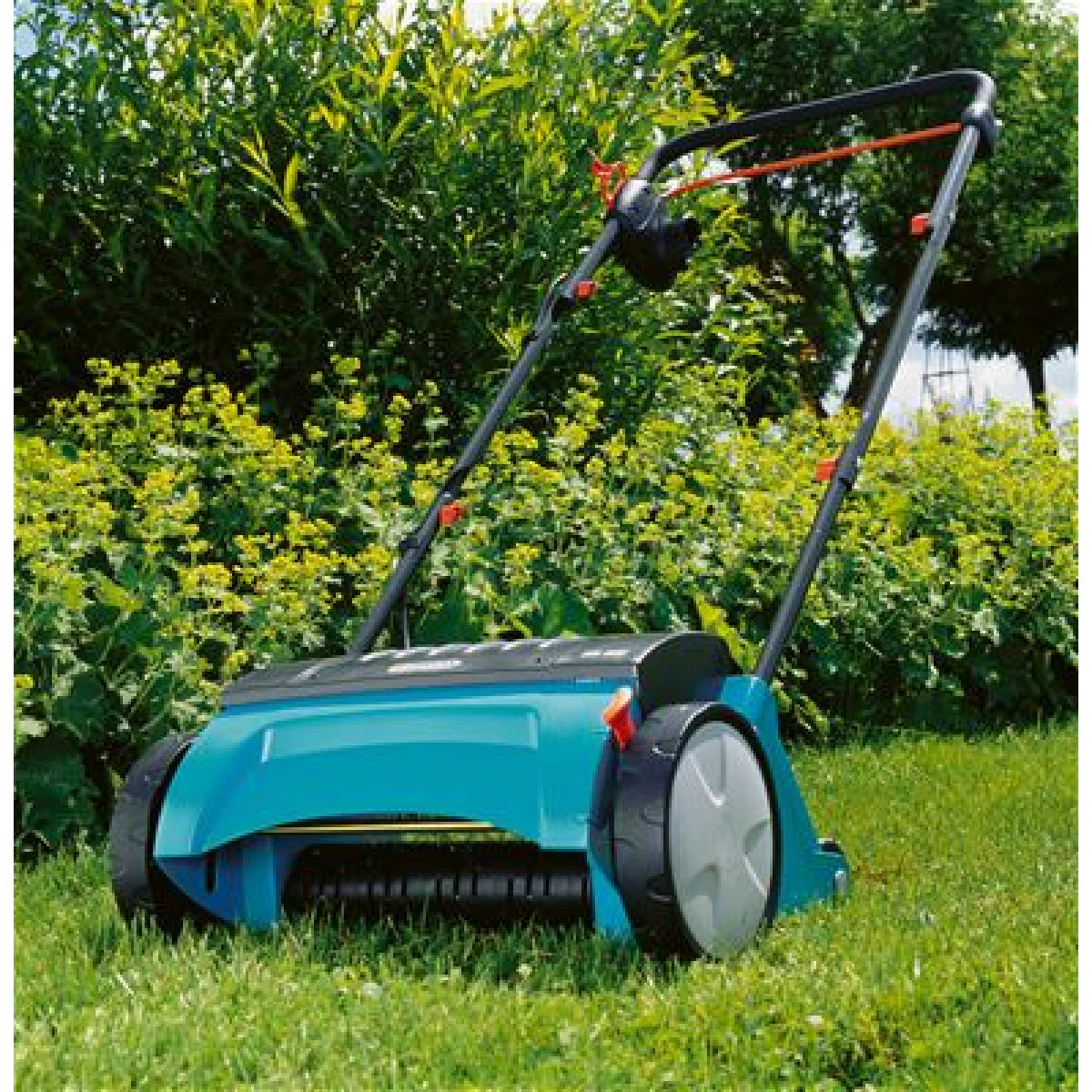 Електрически аератор Gardena EVC 1000 04068-20 Електрически аератор Gardena EVC 1000 04068-20