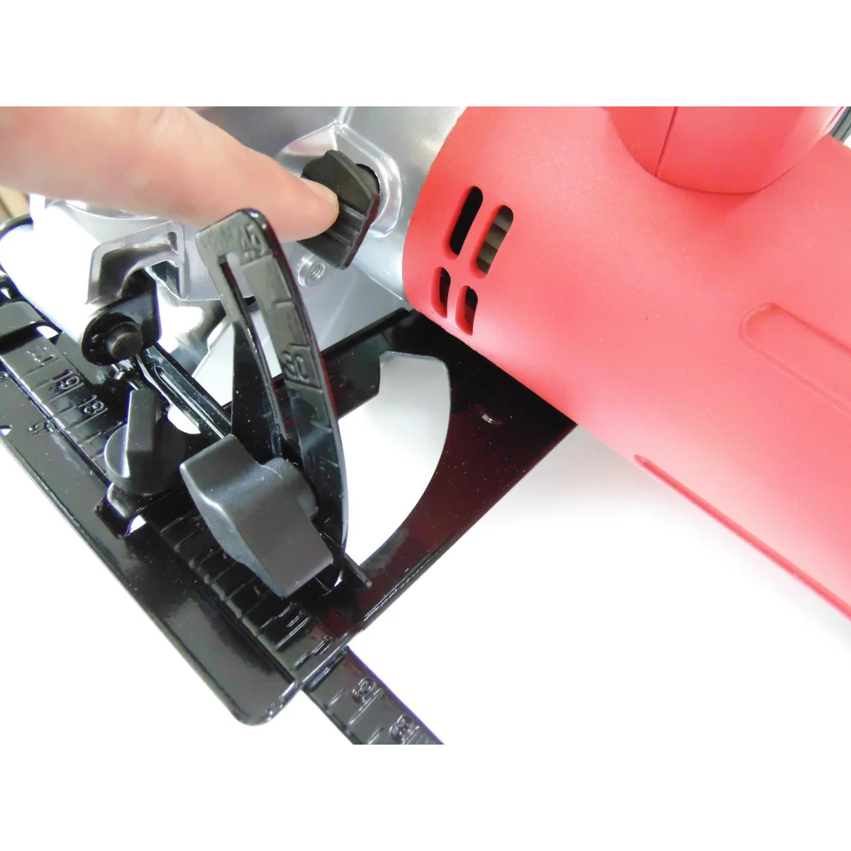 Циркуляр ръчен RD-CS21, ø185mm, 1300W лазер 052106