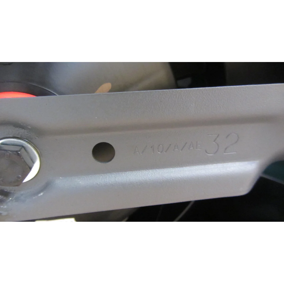 Електрическа косачка BOSCH ARM 32, до 200кв.м, 1200W 0600885B03