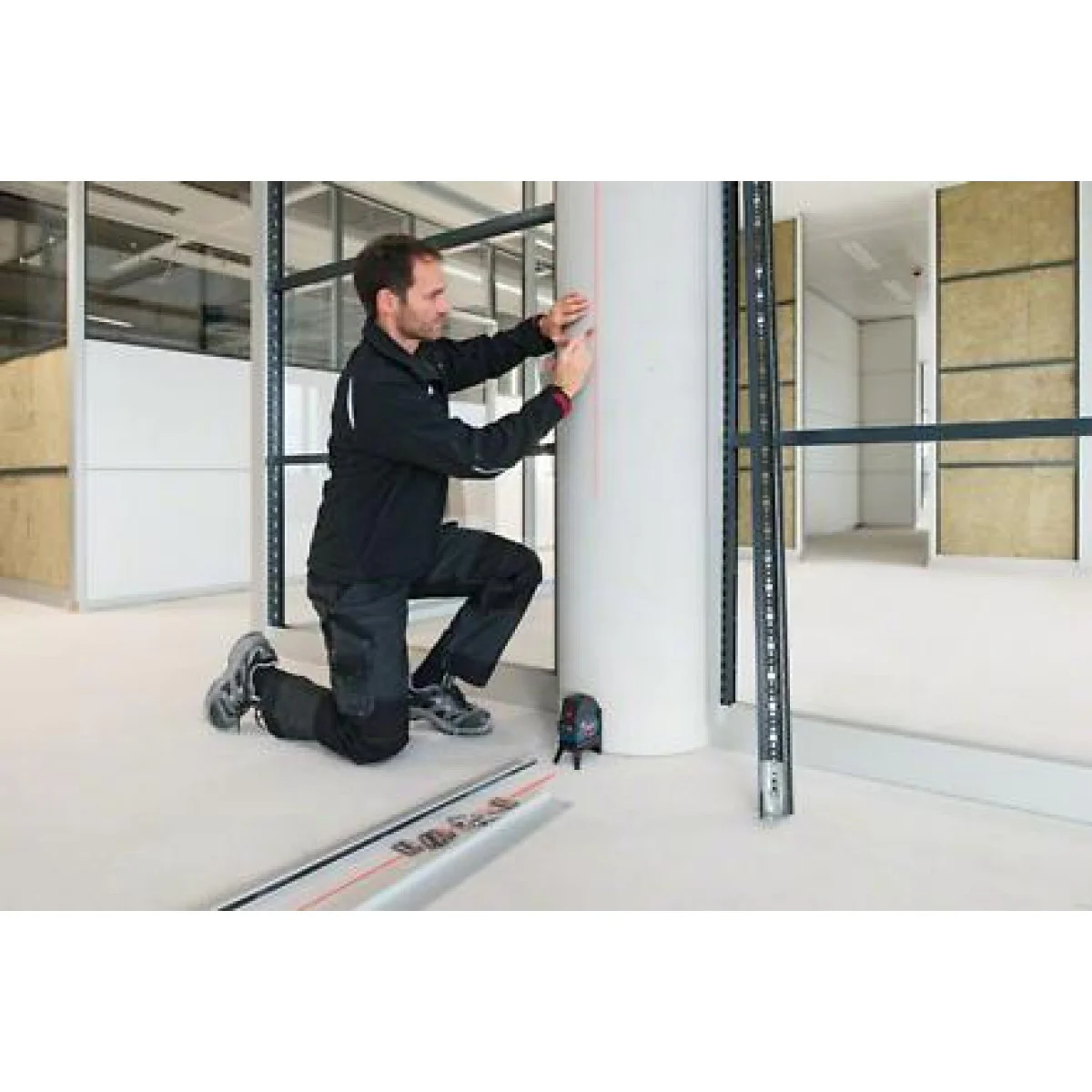 Лазерен линеен нивелир Bosch GCL 2-15 0601066E00