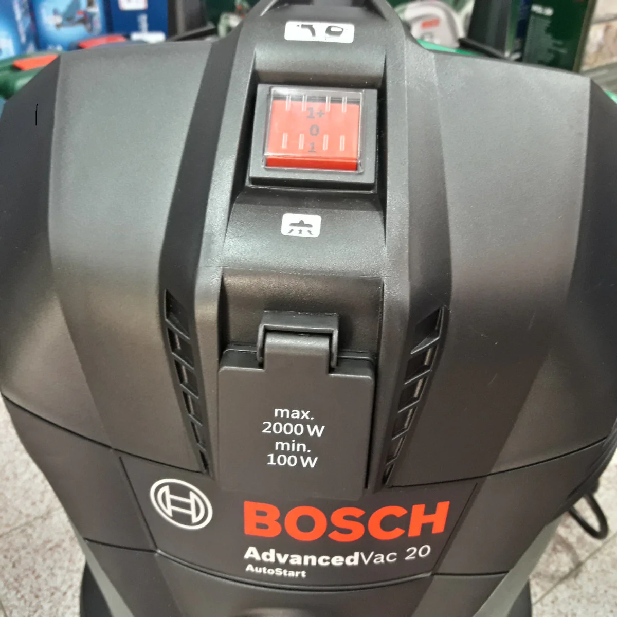 Прахосмукачка Bosch AdvancedVac 20 за сухо и за мокро почистване, 20л 06033D1200