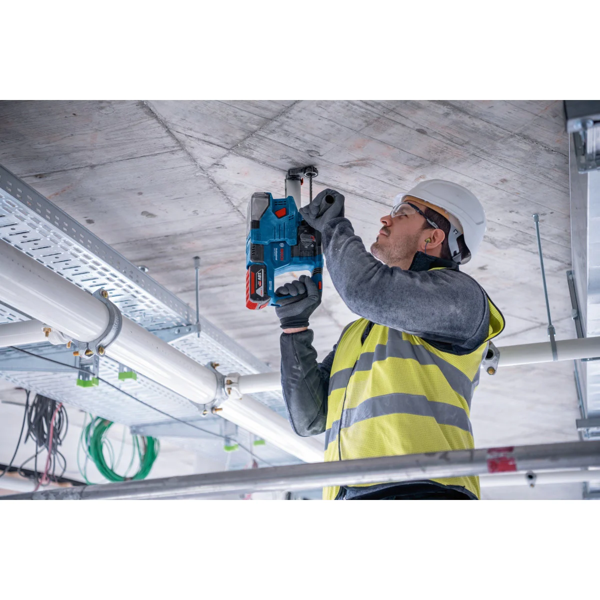 Акумулаторен перфоратор Bosch GBH 185-LI - 2бат 0611924021 Акумулаторен перфоратор Bosch GBH 185-LI - 2бат 0611924021