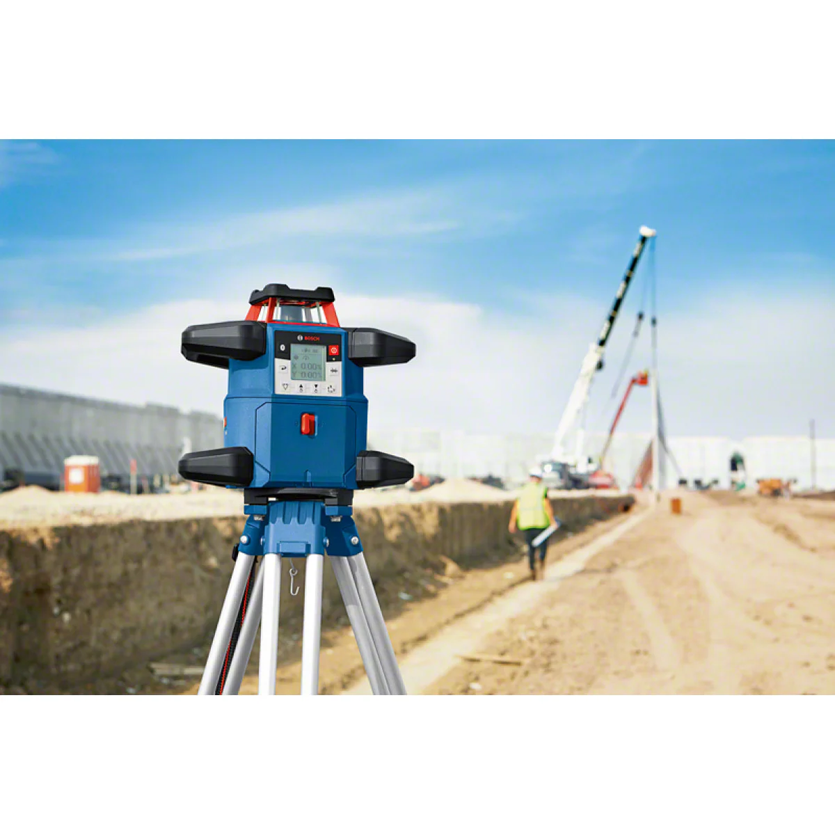 Ротационен лазерен нивелир Bosch GRL 600 CHV + Лата GR 240 Professional + Строителен статив BT 170 HD Professional 06159940P5 Ротационен лазерен нивелир Bosch GRL 600 CHV + Лата GR 240 Professional + Строителен статив BT 170 HD Professional 06159940P5