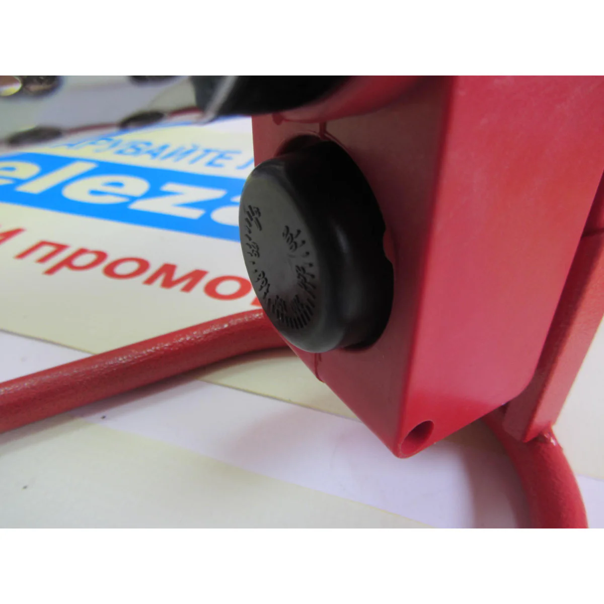 Поялник за PP тръби 800W 3 глави ø20-32мм RD-PW01 123103 Поялник за PP тръби 800W 3 глави ø20-32мм RD-PW01 123103