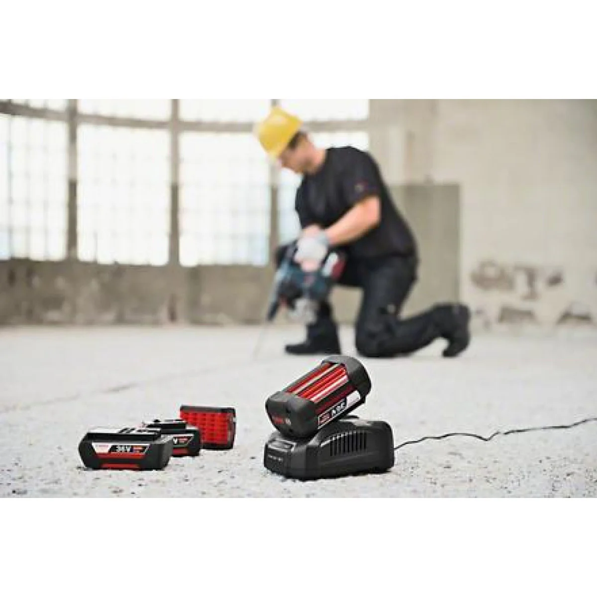 Акумулаторна батерия Bosch GBA 36V 6,0 Ah 1600A00L1M Акумулаторна батерия Bosch GBA 36V 6,0 Ah 1600A00L1M