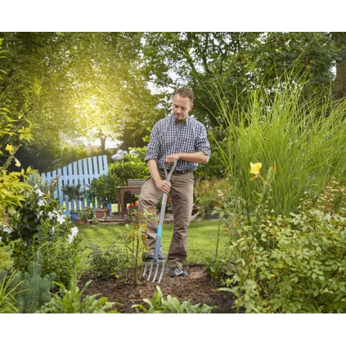 Вила с D-образна дръжка  NATURELINE  GARDENA 