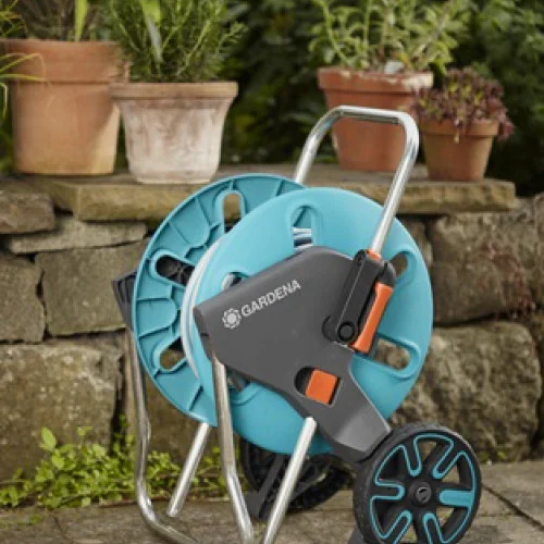 Количка за маркуч AquaRoll M  GARDENA