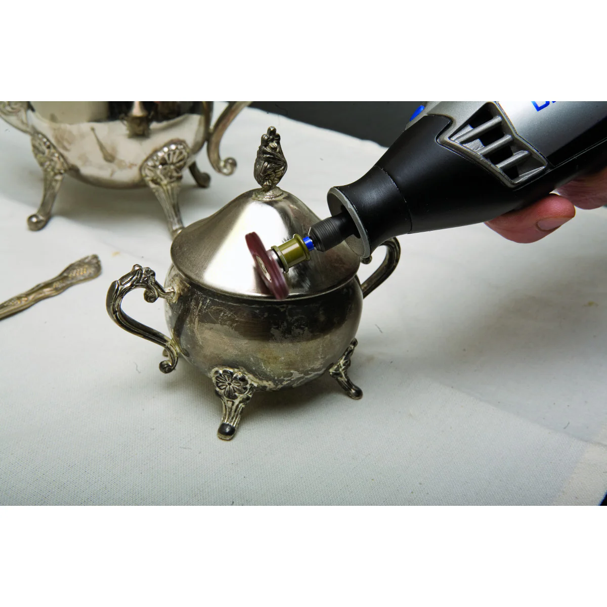 DREMEL  EZ SpeedClic: четка за фино шлифоване, зърнестост 220 2615S473JA