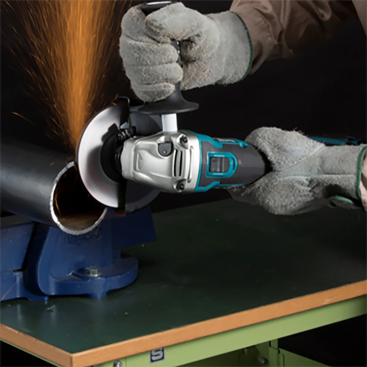Акумулаторен безчетков ъглошлайф Makita DGA511Z без батерия и зарядно ф 125 мм, 18 V DGA511Z