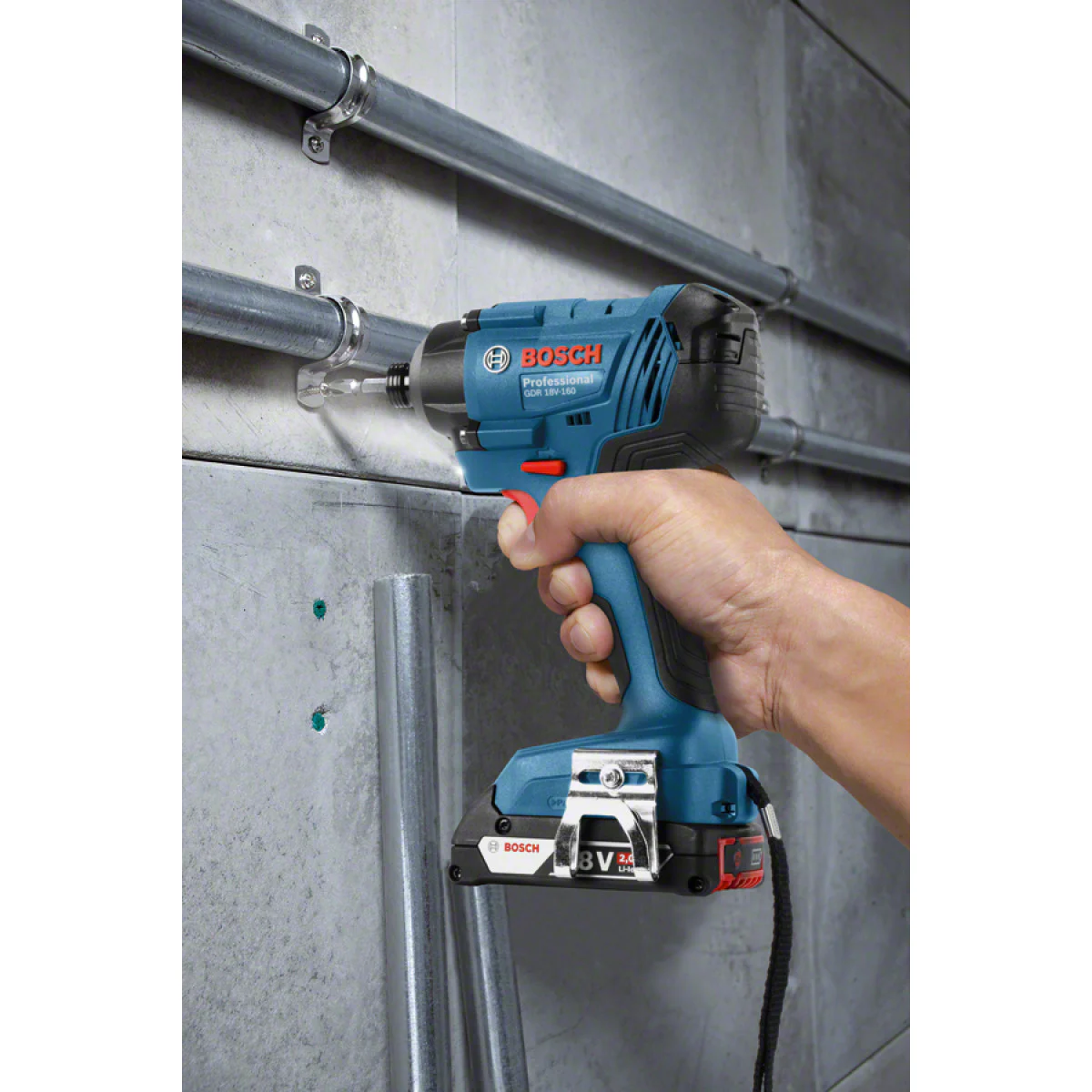 Акумулаторен гайковерт Bosch GDR 180-LI /2x2.0 Ач/ 06019G5123 Акумулаторен гайковерт Bosch GDR 180-LI /2x2.0 Ач/ 06019G5123