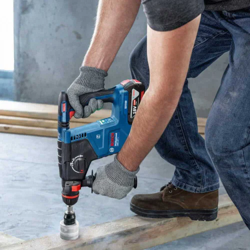 Акумулаторен перфоратор Bosch GBH 187-LI 2,4 J 2x 5,0Ah батерии, куфар Акумулаторен перфоратор Bosch GBH 187-LI 2,4 J 2x 5,0Ah батерии, куфар