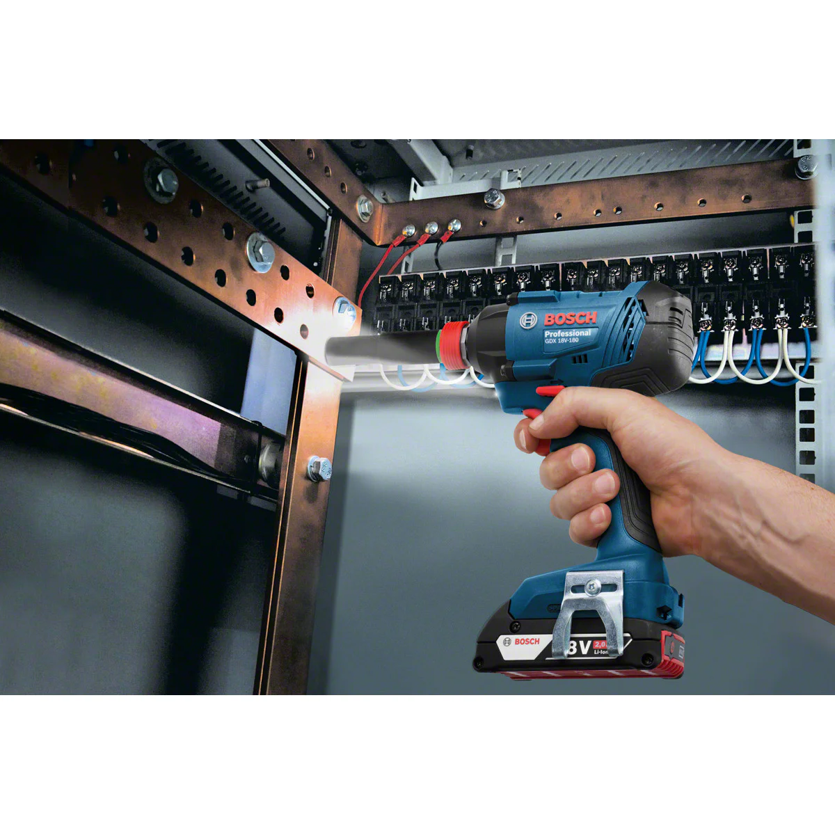 Акумулаторен ударен гайковерт Bosch GDX 180-LI 06019G5223