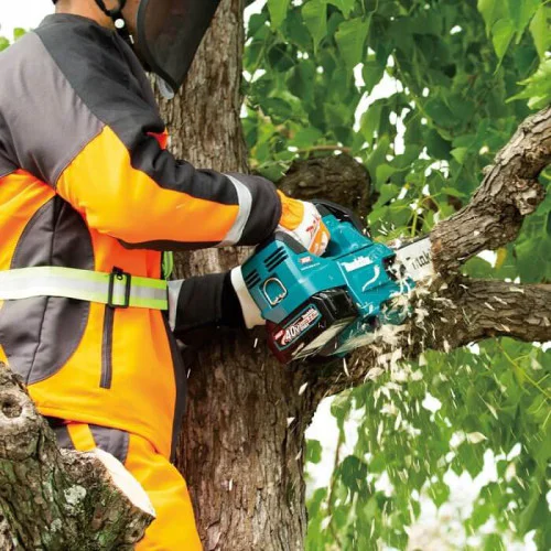 Акумулаторна телескопична кастрачка Makita UA003GZ, XGT, 40 V, 30 см, без батерия и зарядно