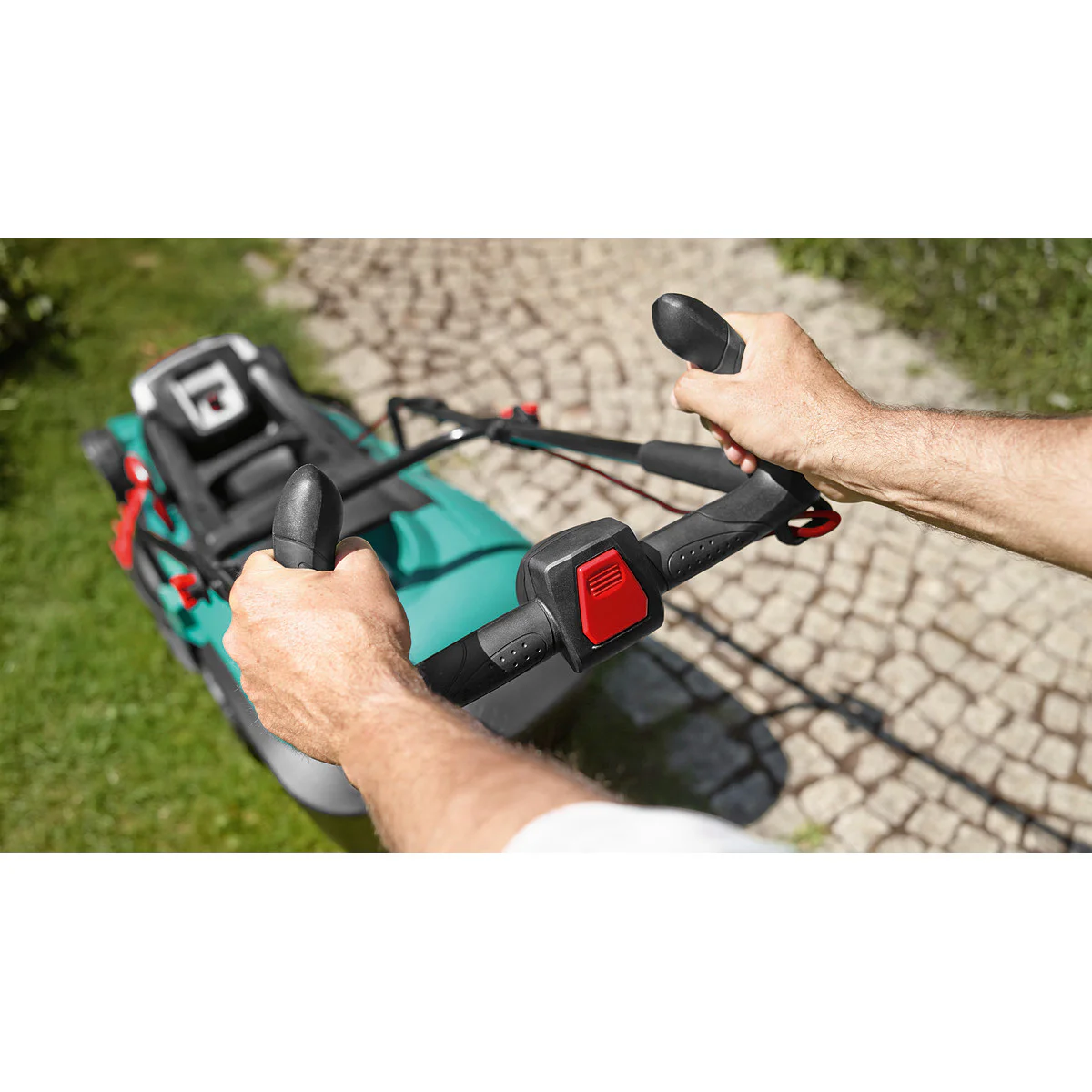 Акумулаторна тревокосачка Bosch Rotak 43Li 43cm, 36V 4.0Ah 06008A4500