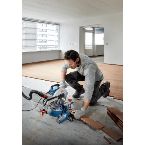 Циркуляр за рязане чрез потапяне Bosch GCM 254, ф 254 mm, 1700 W + 1 x диск за циркуляр, Optiline Wood, 254 x 2,8/1,8 x 30 mm, 40 Циркуляр за рязане чрез потапяне Bosch GCM 254, ф 254 mm, 1700 W + 1 x диск за циркуляр, Optiline Wood, 254 x 2,8/1,8 x 30 mm, 40