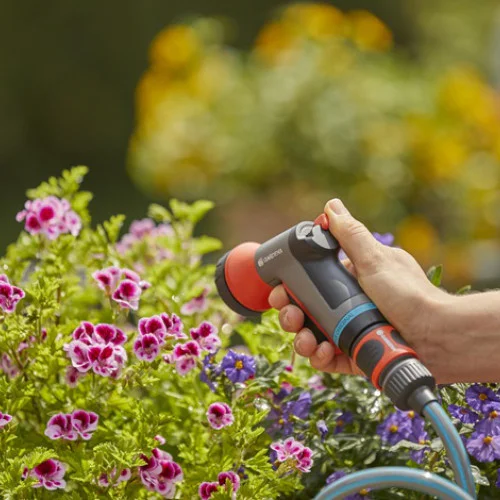  Струйник за напояване на растения /градско градинарство/  GARDENA CITY