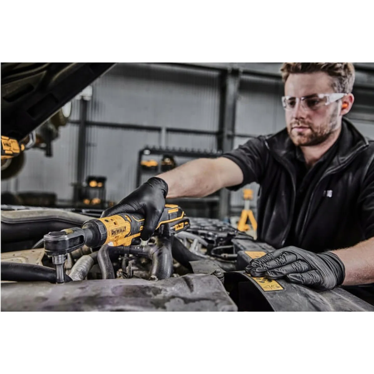 Акумулаторна тресчотка DeWALT DCF512N 18 V, 95 Nm, квадрат, 1/2 DCF512N-XJ