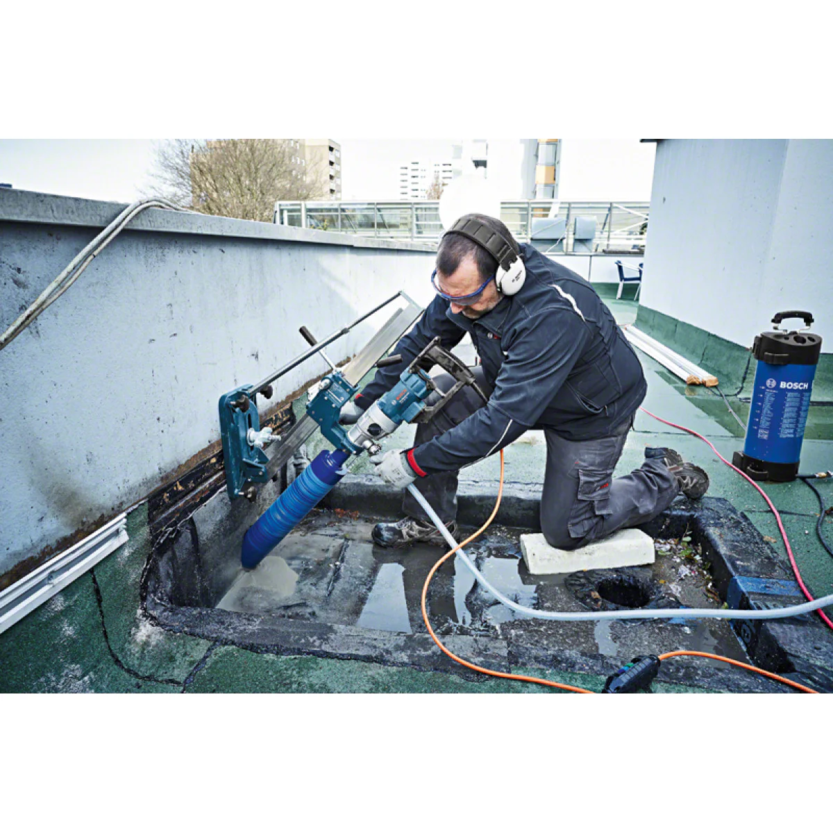Диамантено-пробивна машина Bosch GDB 180 WE 0601189800 Диамантено-пробивна машина Bosch GDB 180 WE 0601189800