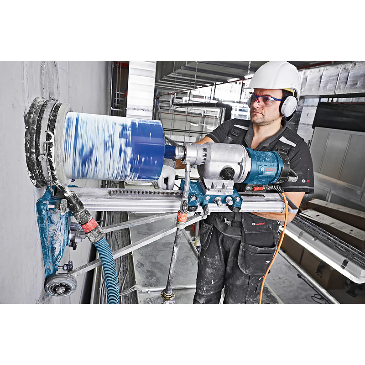 Диамантено-пробивна машина Bosch GDB 350 WE 0601189900