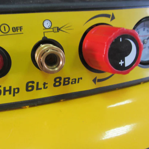 Компресор STANLEY, DN200/8/6 8bar/6л Компресор STANLEY, DN200/8/6 8bar/6л