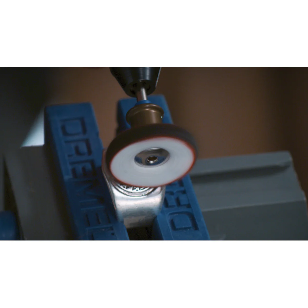DREMEL EZ SpeedClic: текстилен диск за полиране. 2615S423JA DREMEL EZ SpeedClic: текстилен диск за полиране. 2615S423JA