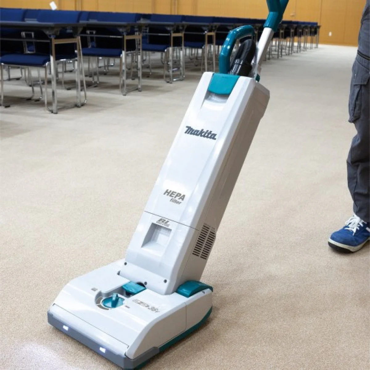 Акумулаторна прахосмукачка Makita DVC560Z DVC560Z