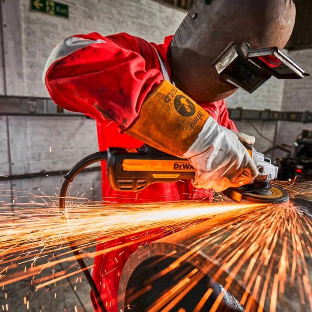 Електрически ъглошлайф с регулиране на оборотите, безчетков DeWALT DWE4357 DWE4357