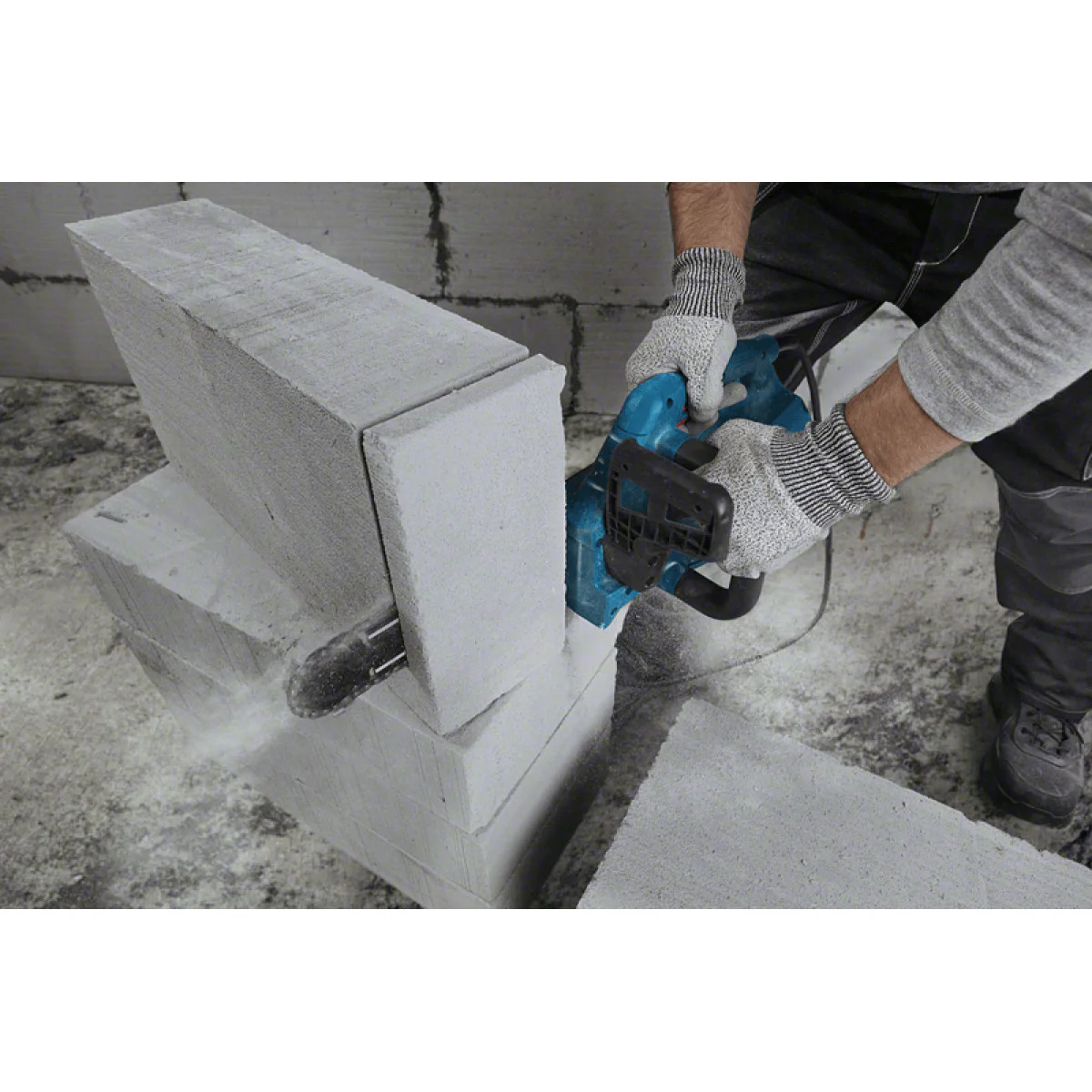 Електрически трион за газобетонни (AAC) блокове Bosch GAC 250 06012B6020 Електрически трион за газобетонни (AAC) блокове Bosch GAC 250 06012B6020