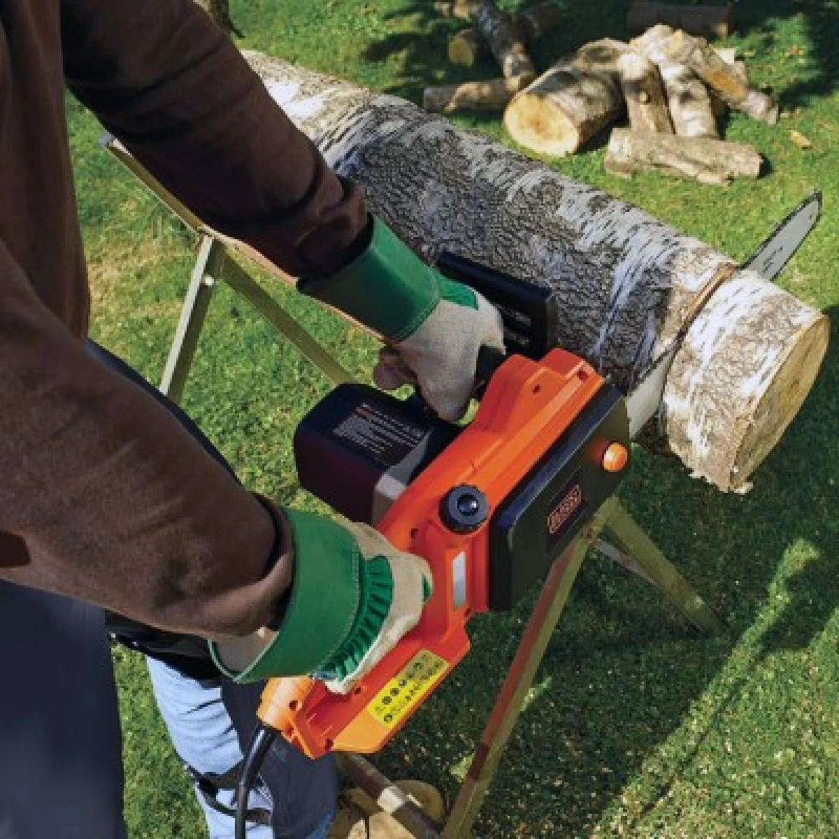 Електрически верижен трион Black & Decker CS1840,1.8 kW, 40 cм, 3/8 CS1840