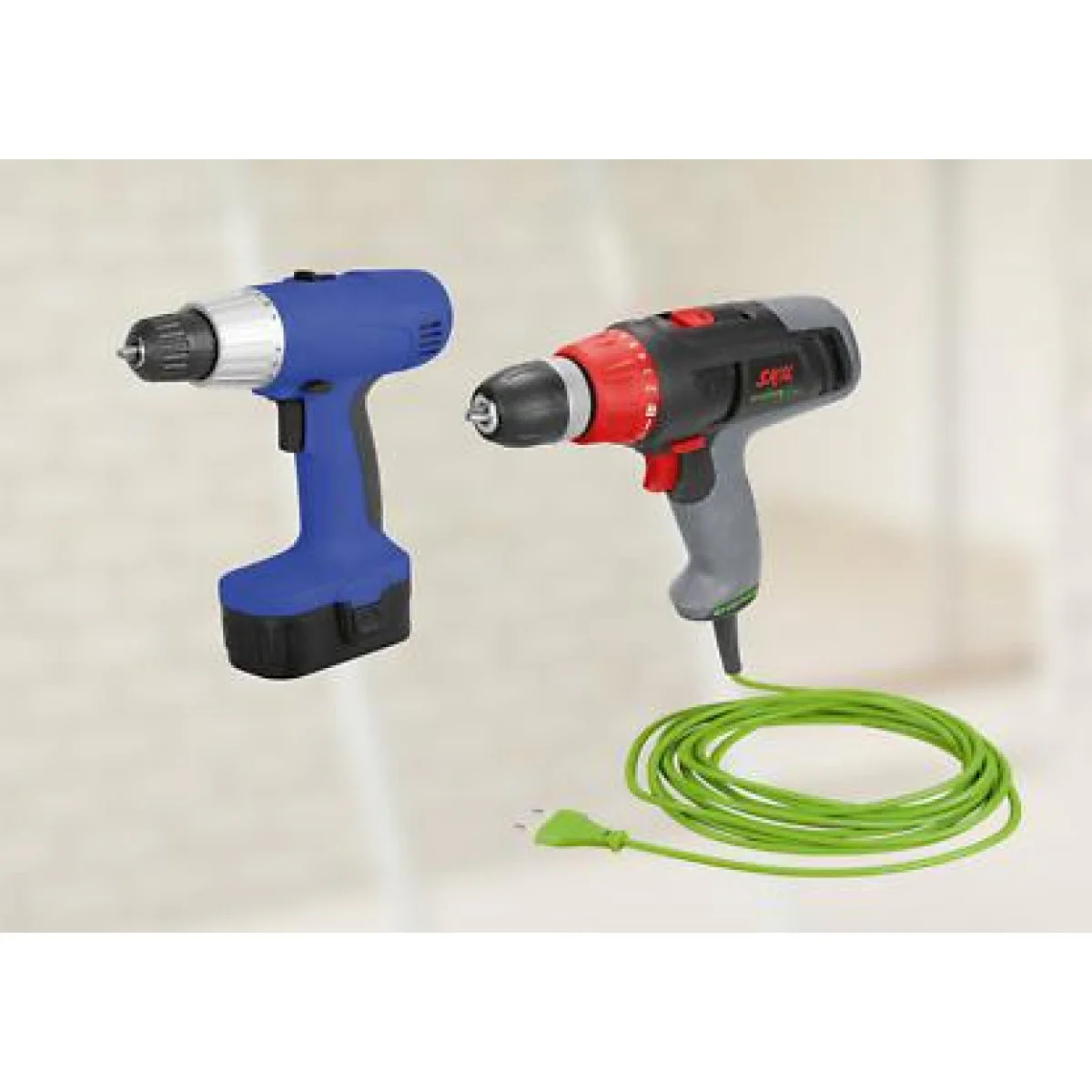 Електрически винтоверт Skil 6221AA F0156221AA