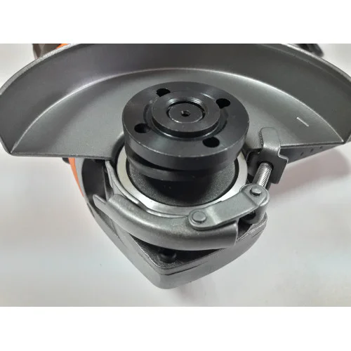 Ъглошлайф Black&Decker BEG110K