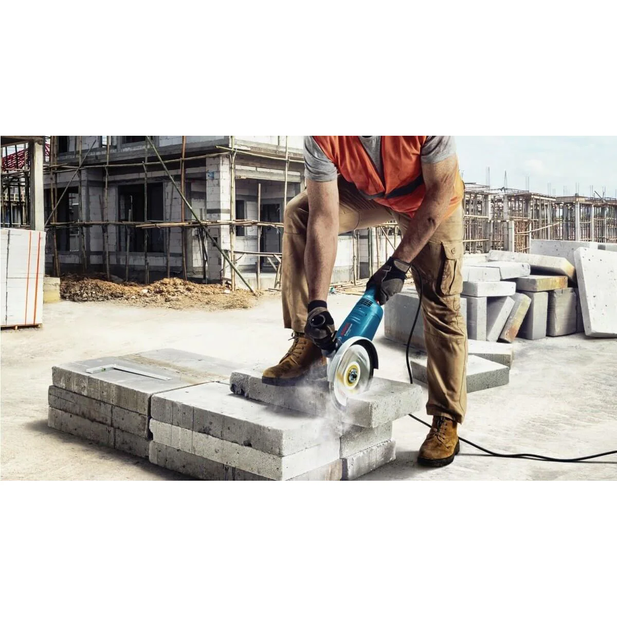 Ъглошлайф Bosch GWS 2200 с плавен пуск и защита от рестартиране 06018C0320_1