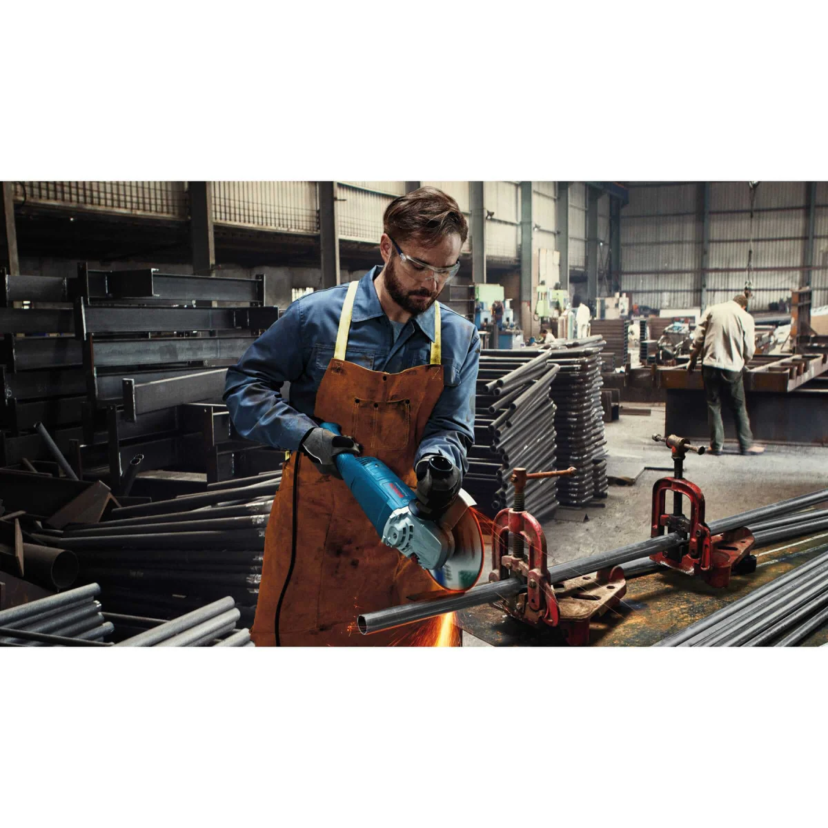 Ъглошлайф Bosch GWS 2200 с плавен пуск и защита от рестартиране 06018C1320 Ъглошлайф Bosch GWS 2200 с плавен пуск и защита от рестартиране 06018C1320