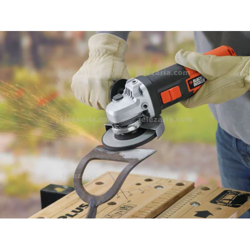 Ъглошлайф Black and Decker KG902 