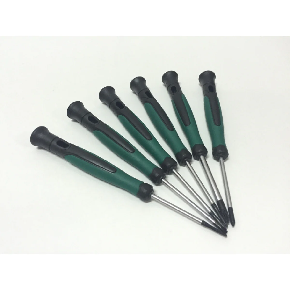 Комплект от професионални отвертки 32 броя T 22332