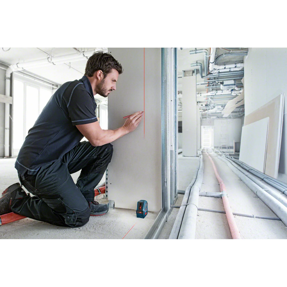 Лазерен нивелир BOSCH GLL 2-10 0601063L00 Лазерен нивелир BOSCH GLL 2-10 0601063L00