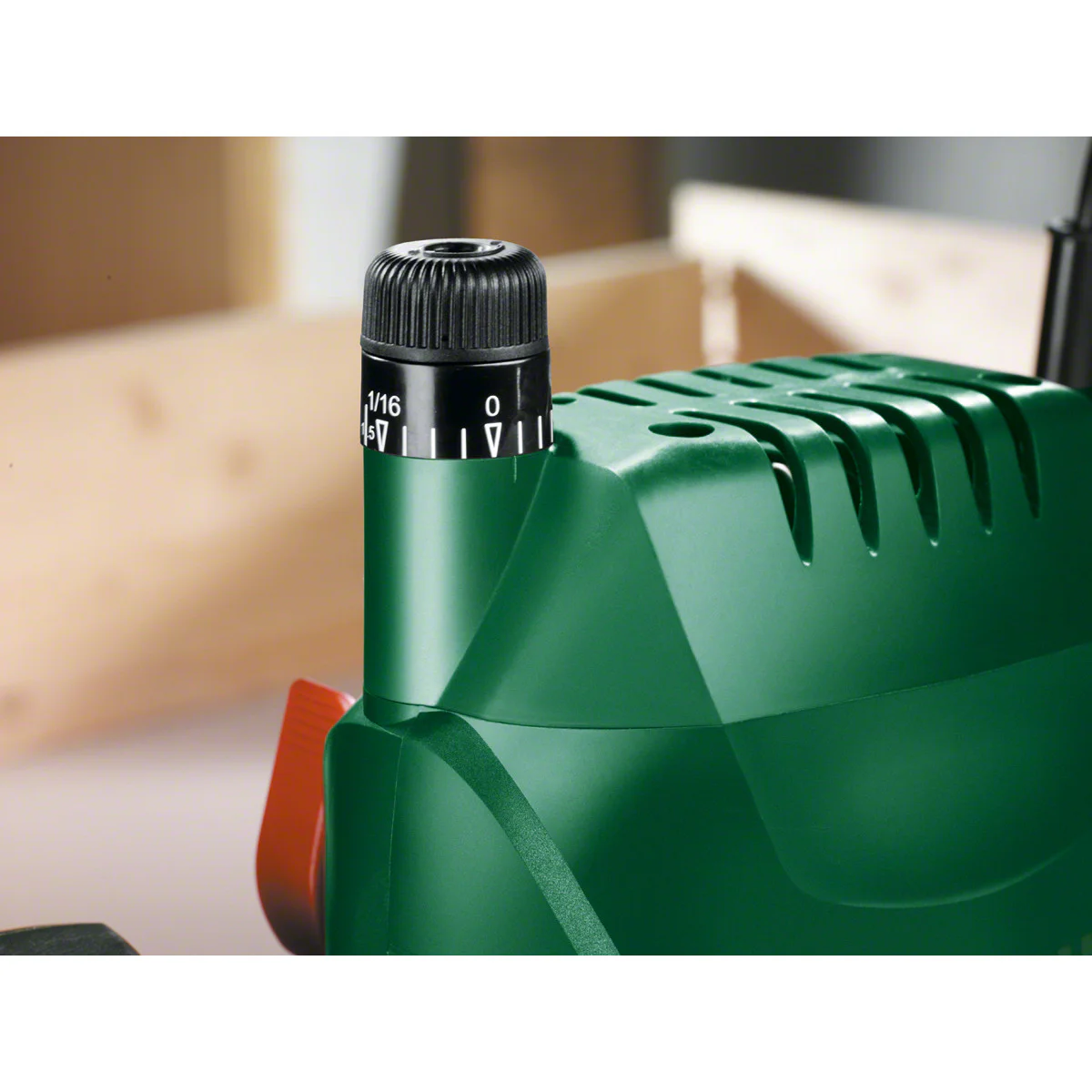 Оберфреза Bosch POF 1400 ACE 1400W,11000-28000об ф 6-8мм 060326C820