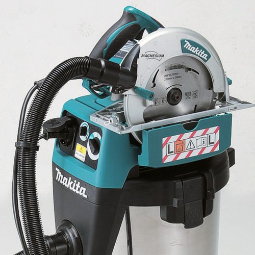 Прахосмукачка Makita VC3210L