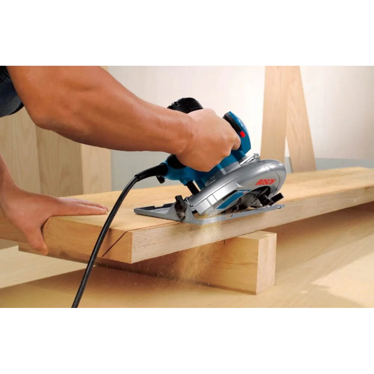 Ръчен циркуляр BOSCH GKS 190 0601623000 Ръчен циркуляр BOSCH GKS 190 0601623000