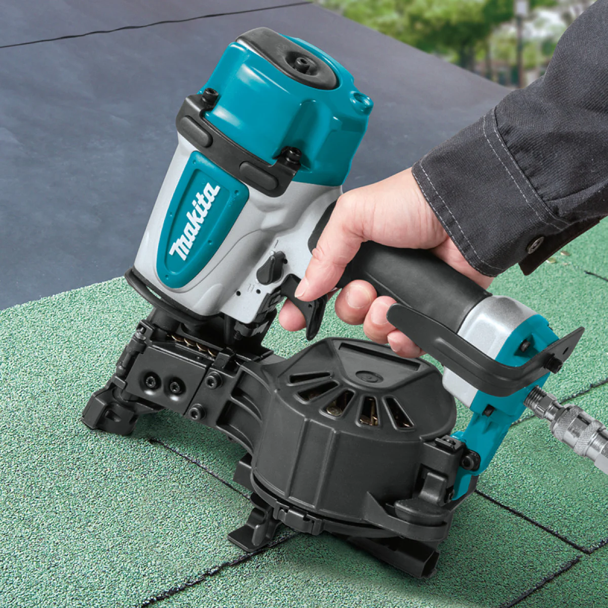 Такер пневматичен Makita AN454 AN454