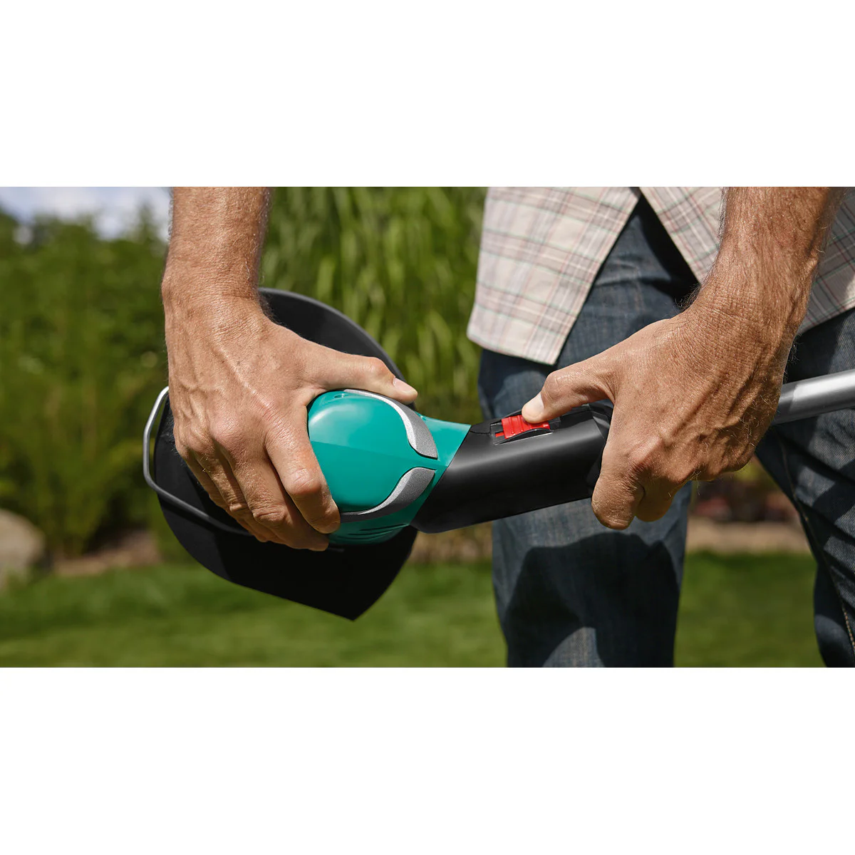 Тримери за трева Bosch ART 27 - 450W 06008A5200 Тримери за трева Bosch ART 27 - 450W 06008A5200
