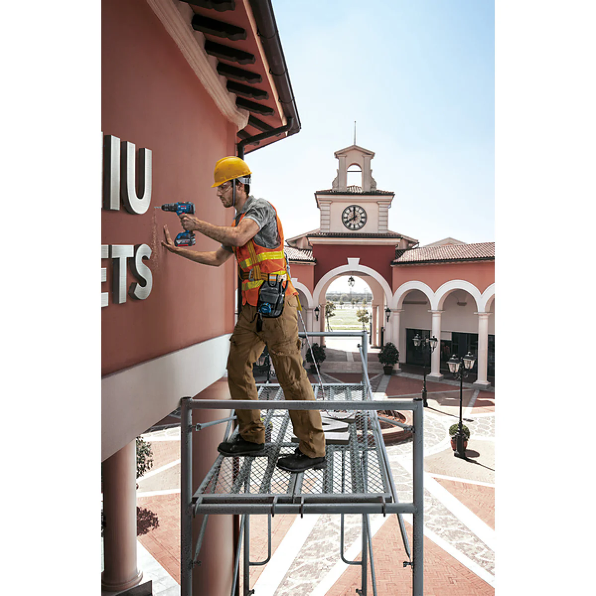 Винтоверт Bosch GSB 18V-50 ударен 2х2Ah 18V 06019H5100