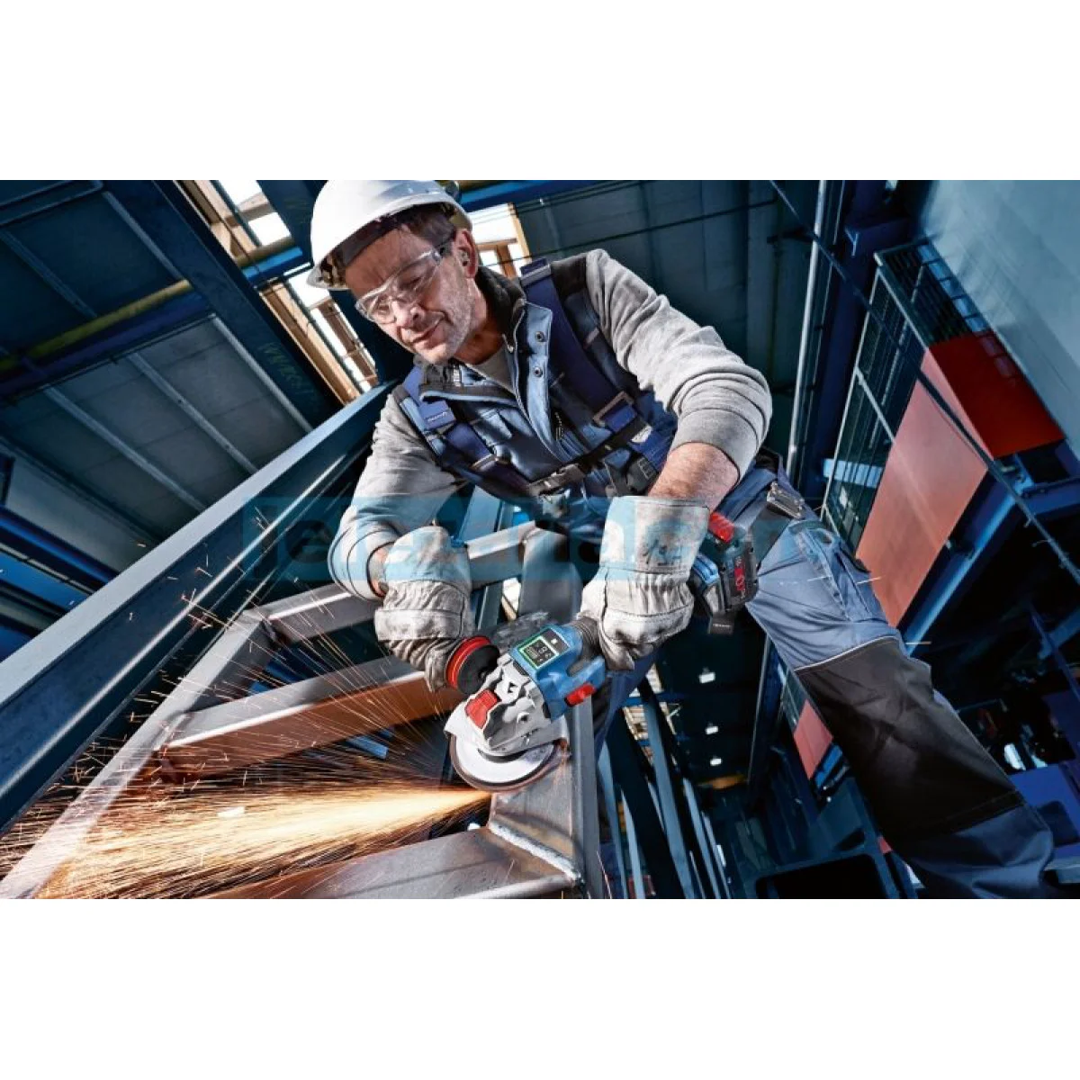 Aкумулаторна батерия Bosch ProCORE 18V 5.5Ah 1600A02149 Aкумулаторна батерия Bosch ProCORE 18V 5.5Ah 1600A02149