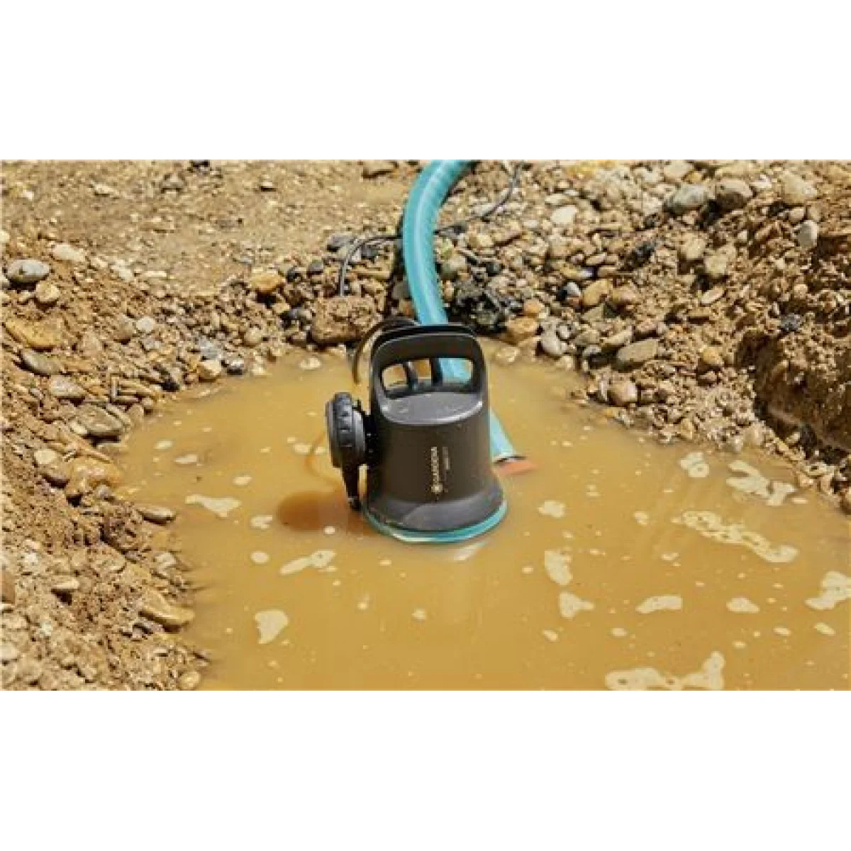 Потопяема помпа за мръсна вода Gardena 9000 09040-20 Потопяема помпа за мръсна вода Gardena 9000 09040-20