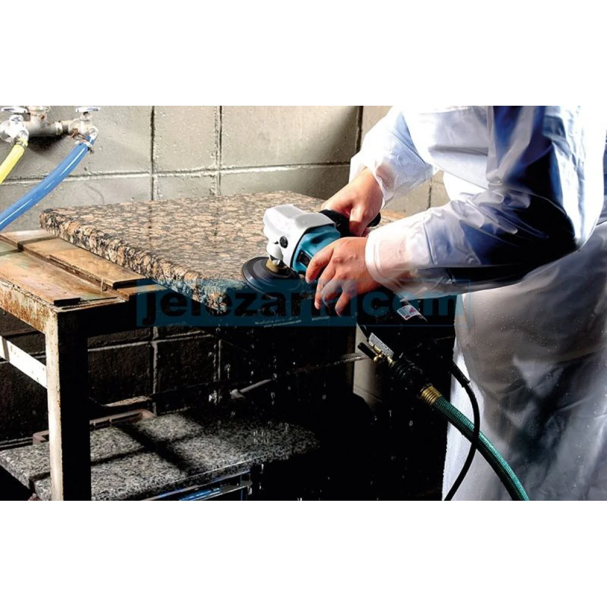 Полираща машина 125mm 900W Makita PW5000CH PW5000CH