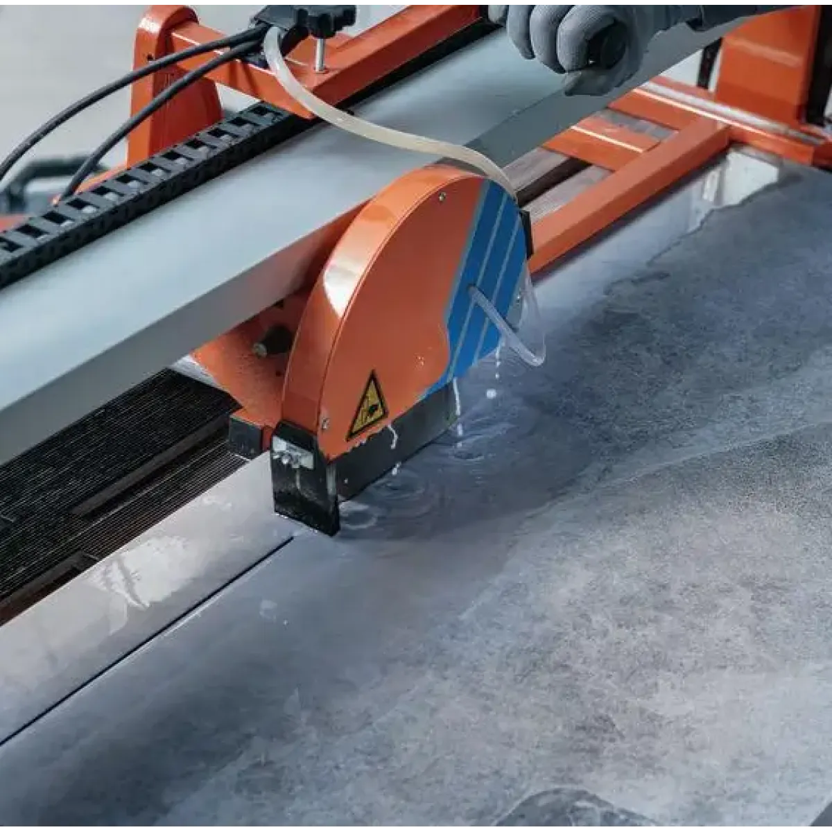 Диск диамантен за сухо рязане на керамични плочки ф200 x 25,40 x 1,6 x 7 мм , Bosch Standard for Ceramic 2608602537