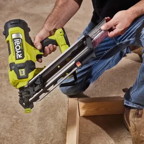 Акумулаторен безчетков такер RYOBI RFN1834X-0, без батерия  50-90 мм Акумулаторен безчетков такер RYOBI RFN1834X-0, без батерия  50-90 мм
