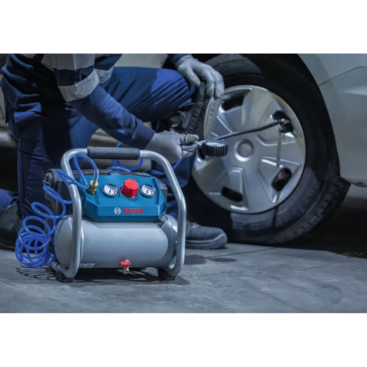 Акумулаторен компресор Bosch GKO18V-51, 51 л/мин, 8bar - соло