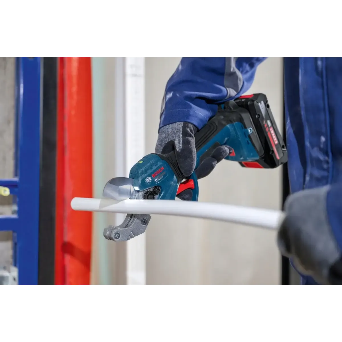 Акумулаторен тръборез Bosch GPC18V-32P Solo, до Ø32мм, в L-BOXX 06019S2001