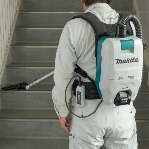 Акумулаторна гръбна прахосмукачка Makita VC008GZ XGT 40 V без батерия и зарядно  Акумулаторна гръбна прахосмукачка Makita VC008GZ XGT 40 V без батерия и зарядно